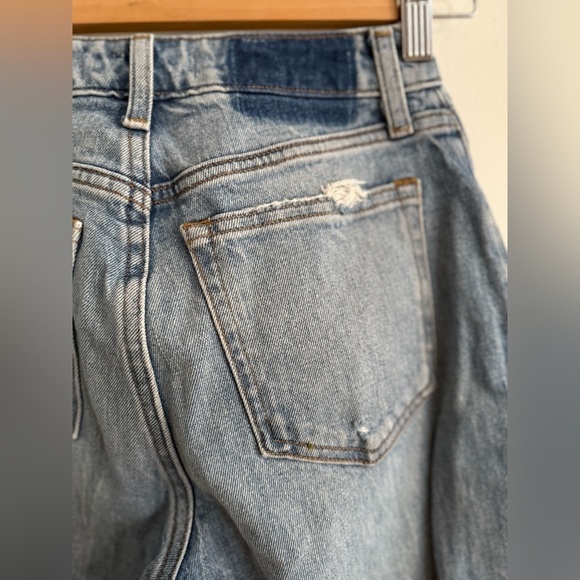 Abercrombie & Fitch Curve Love High Rise Mom Jean Blue Denim Size XXS l 00 l 24 - Picture 9 of 11